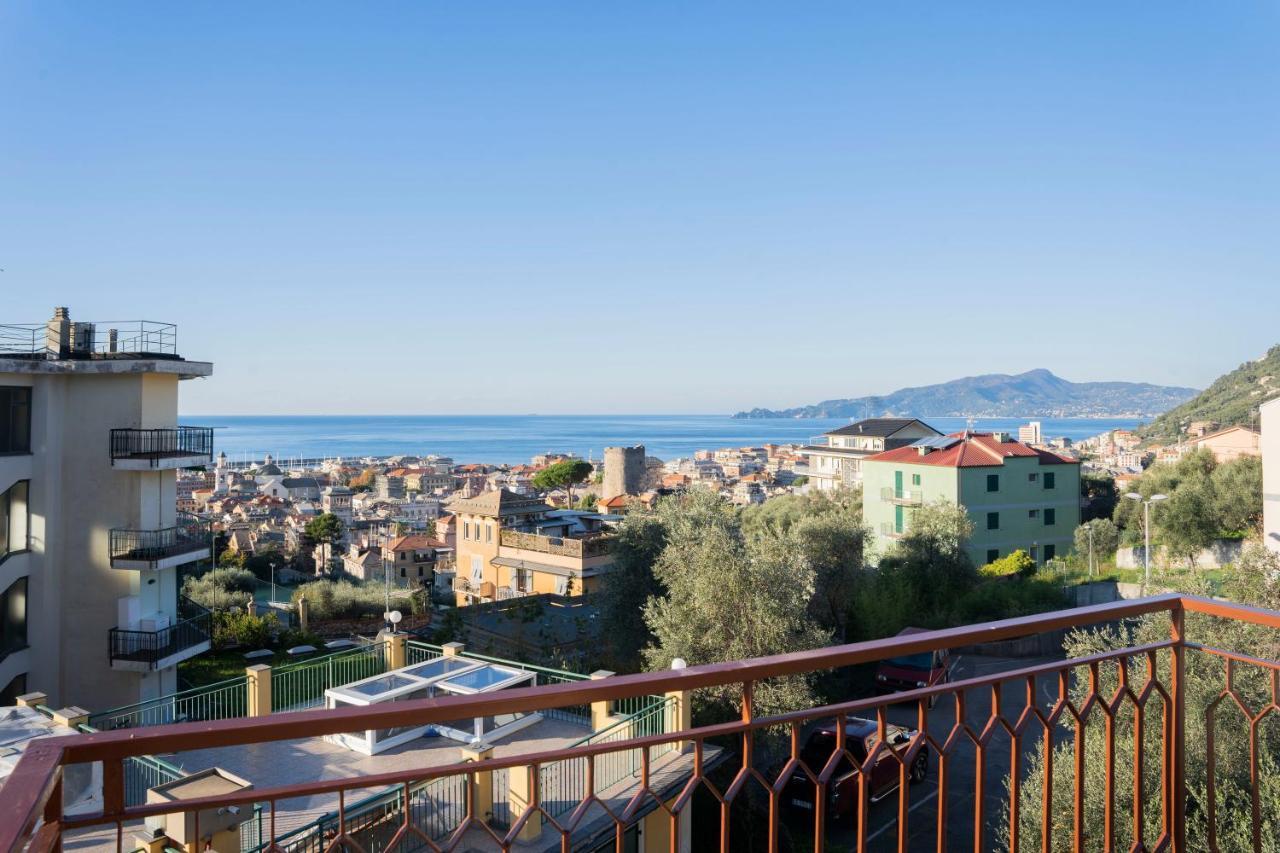 093 - Casa Panorama, Vista Mare E Vista Portofino, 500 Metri Centro Di Chiavari, Posto Auto Gratis Incluso Apartment Luaran gambar